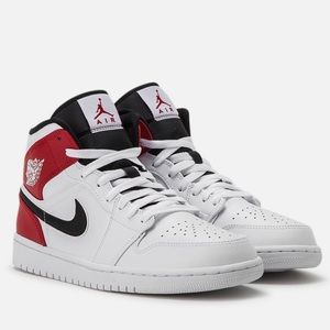 Air Jordan 1 Mid “White Chicago”